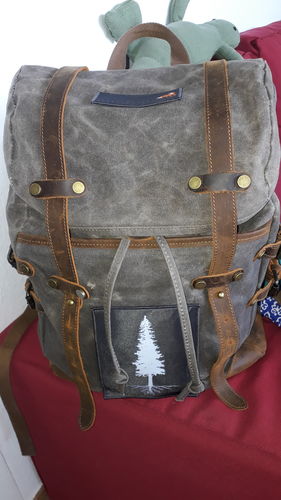 Customer photo review of Rucksack Mit Patch / Olivgrau (🌲)