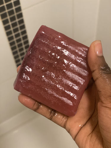 Customer photo review of Dew - Moisturising and Strengthening Deep Conditioner