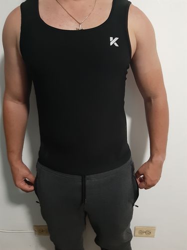 Customer photo review of Men's Heat-Trapping Sweat Vest