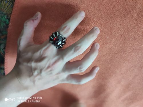 Customer photo review of DRAGON EYE CLAW GEM RING