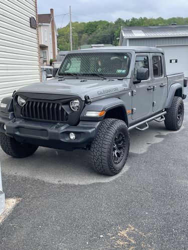 Customer photo review of Vader Grille w/ Mesh - Matte Black for 18-21 Jeep Wrangler JL & Gladiator JT