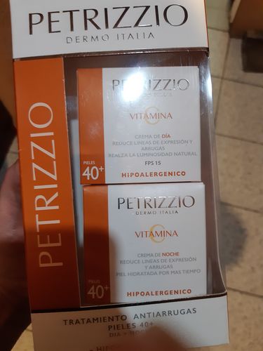 Customer photo review of Petrizzio Estuche Vitamina C Día + Noche