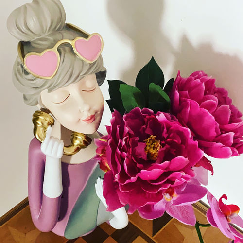 Customer photo review of Selena Flower Vase