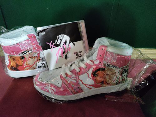 Customer photo review of Machine Gun Kelly High Top Leather Sneaker