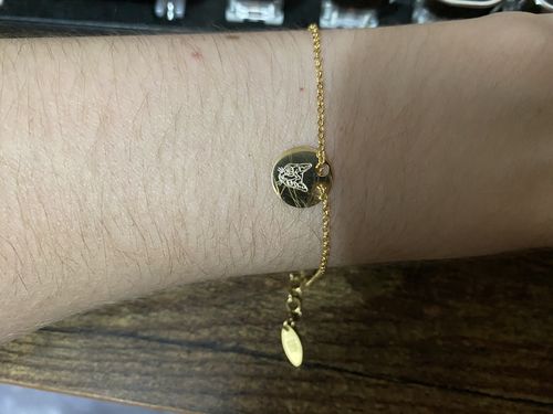 Customer photo review of Gold Dipped Lineart Love Armkette