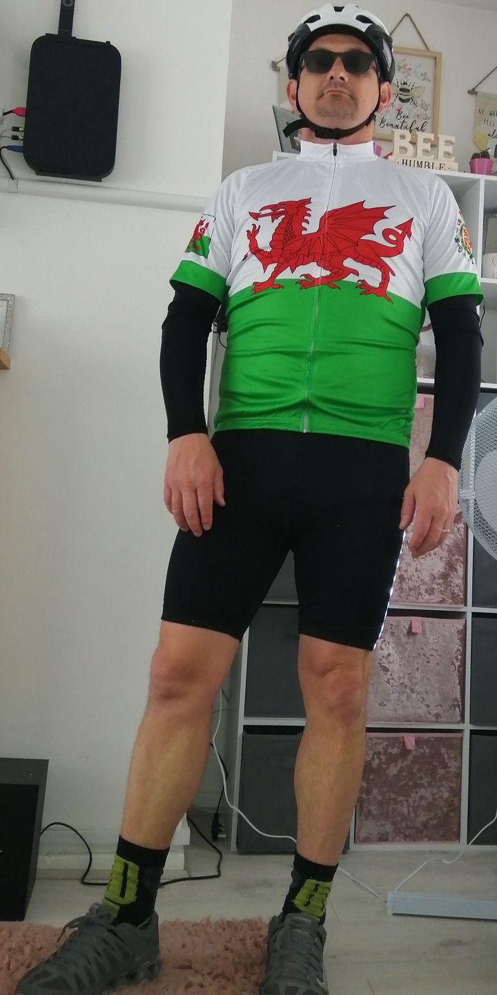 Customer photo review of Wales Flag Cycling Jersey (Green, White & Red)