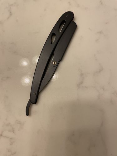 Customer photo review of Straight Razor