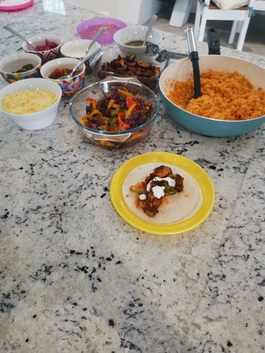 Customer photo review of Boojum Chicken Fajita Meal Kit For 4 People