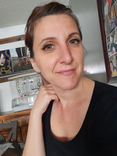 Customer photo review of Norko Green Contact Lenses(12 months wear)
