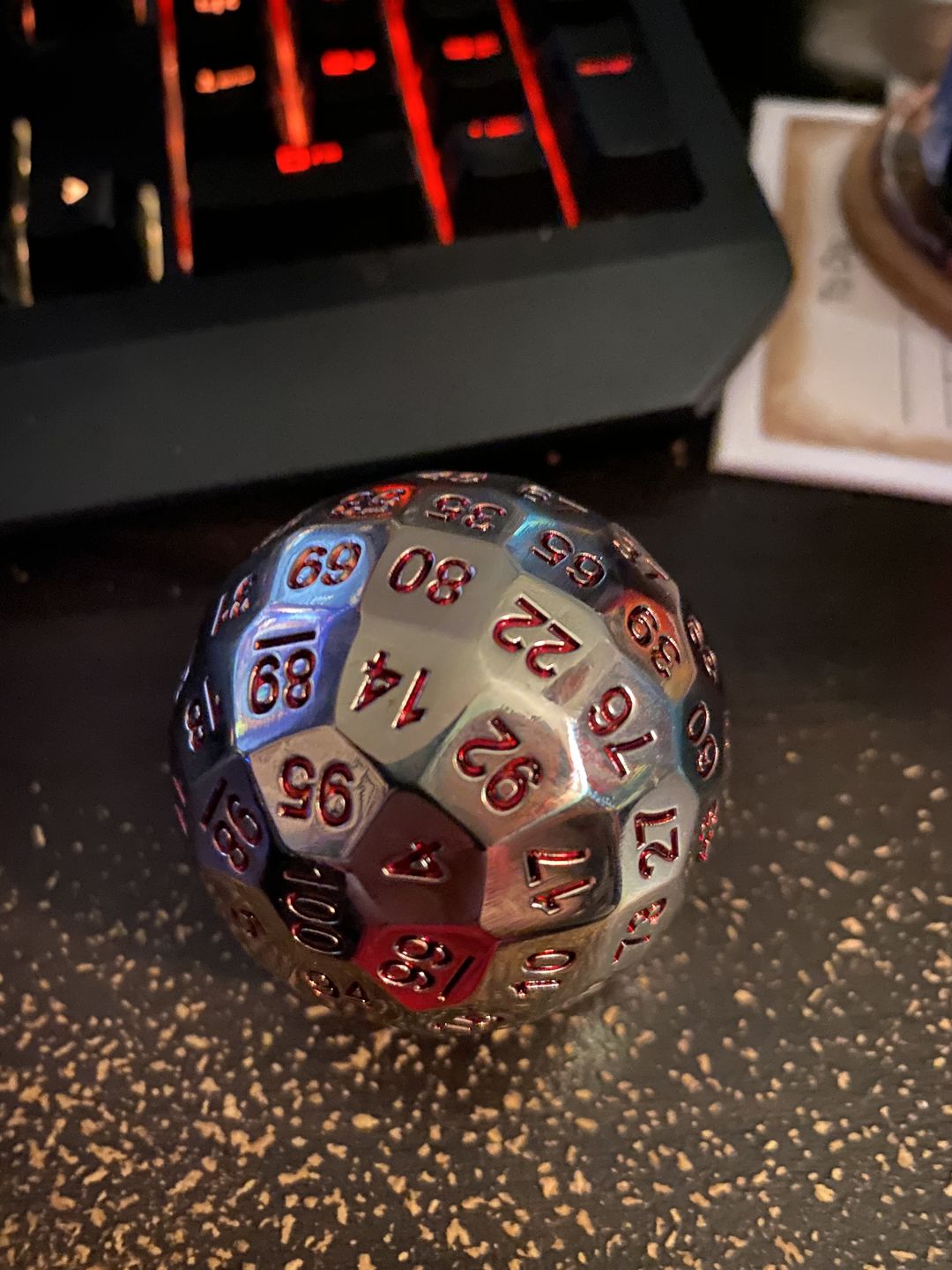 Customer photo review of THE POUNDER D100 - CRIMSON AND SILVER