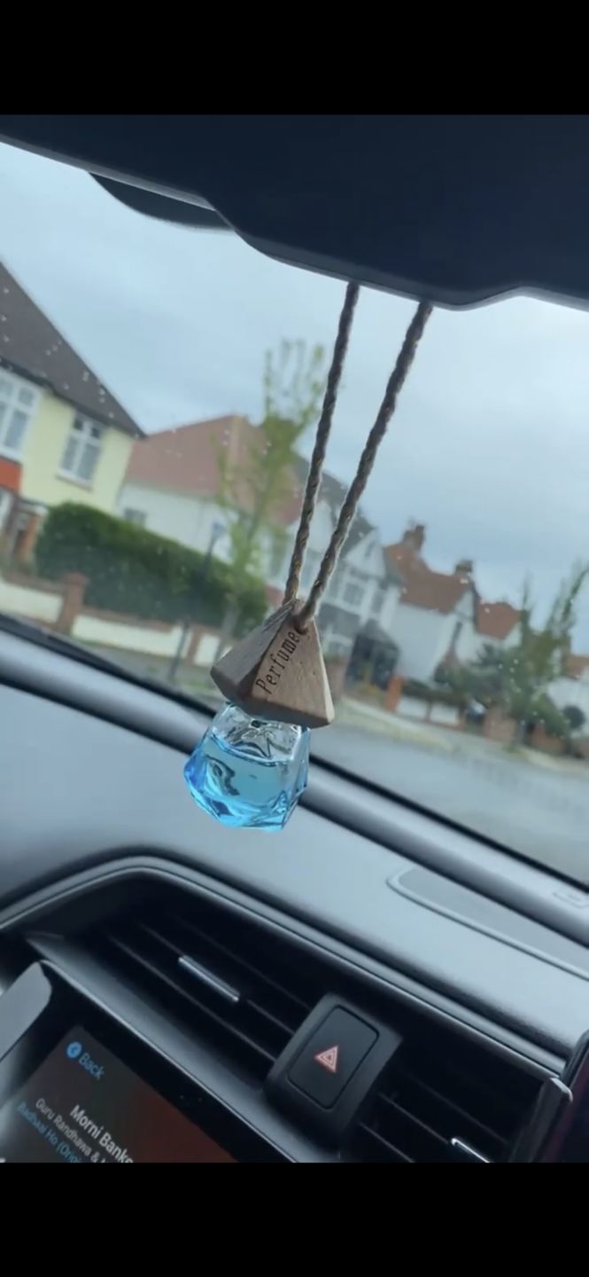 Customer photo review of Car Fragrance x4 Set