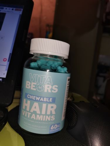 Customer photo review of Hair Vitamin Gummies
