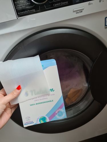 Customer photo review of Eco-Tiras de Detergente 40 lavados Natulim