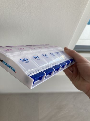 Customer photo review of Tjedni organizator lijekova (na hrvatskom)