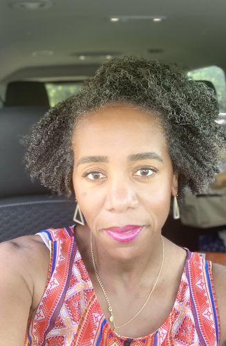 Customer photo review of Sample Curly Hair Wash and Go System with Organic Jojoba Oil for Moisturizing Hair with Lavender Fragrance (Step 1 - 4)