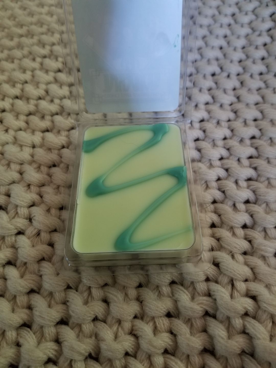 Customer photo review of Wonderful Wax Melts