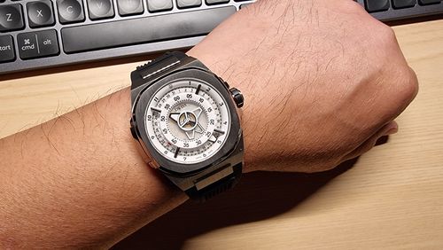 Customer photo review of M3-white-bracelet