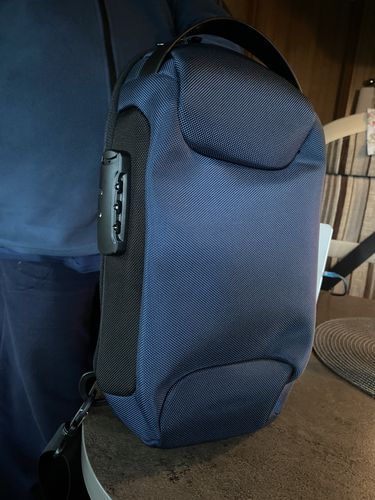 Customer photo review of Keep-Moving | Bleu