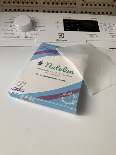 Customer photo review of Eco-Tiras de Detergente 40 lavados Natulim