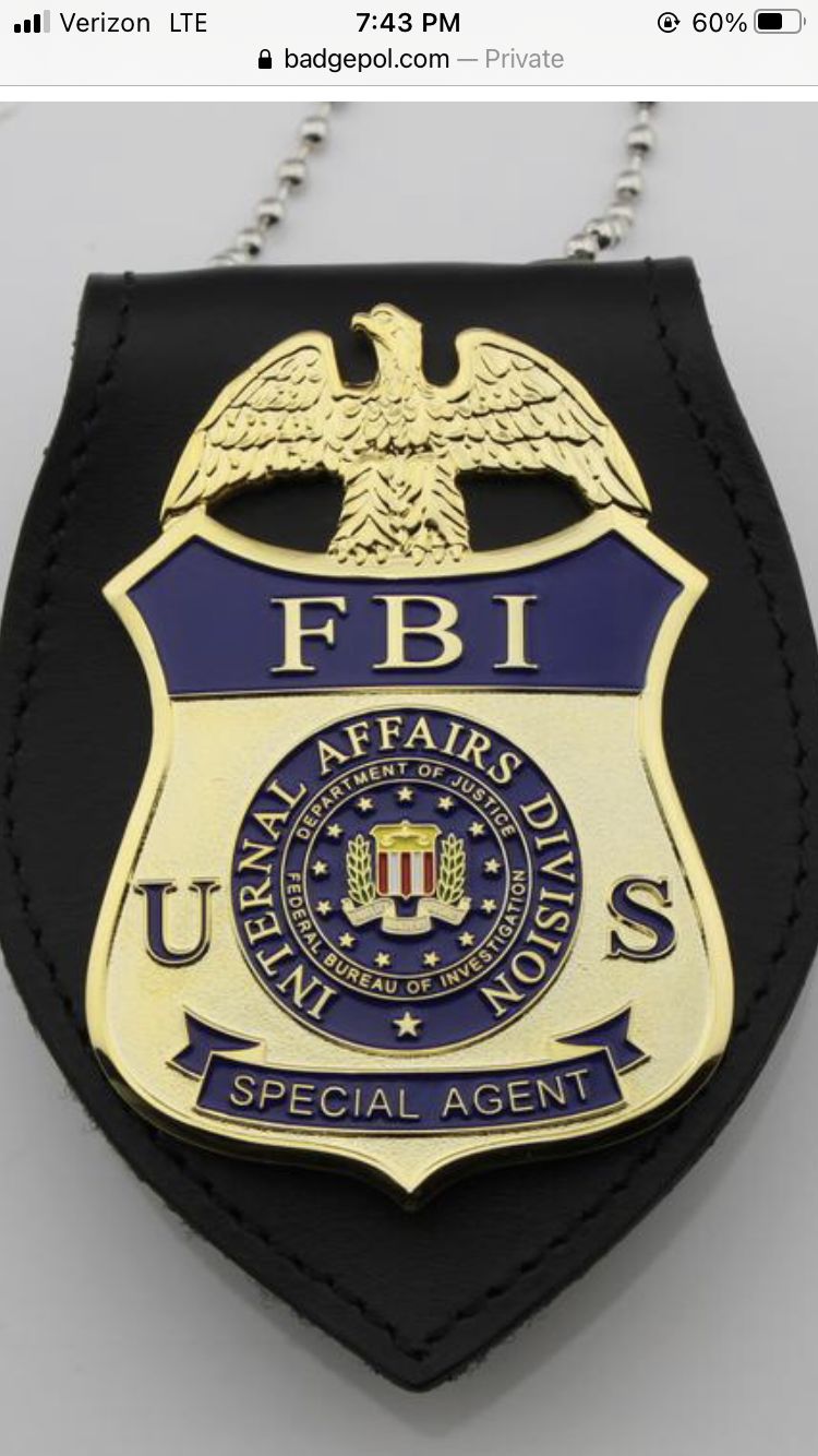 Customer photo review of US FBI Special Agent Badge Solid Copper Replica Movie Props