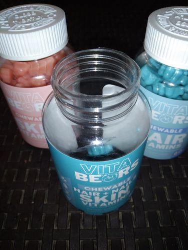 Customer photo review of Flawless Beauty Gummies