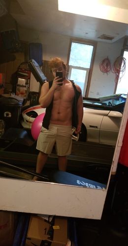 Customer photo review of Men's Zipper Heat Trapping Sweat Vest