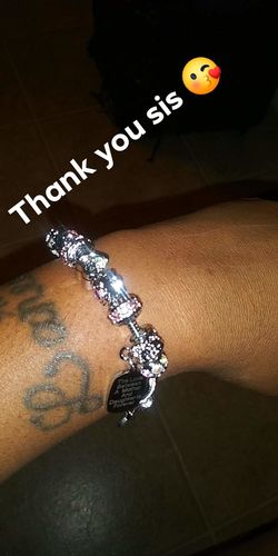 Customer photo review of Mother Daughter Eternal Love Bracelets