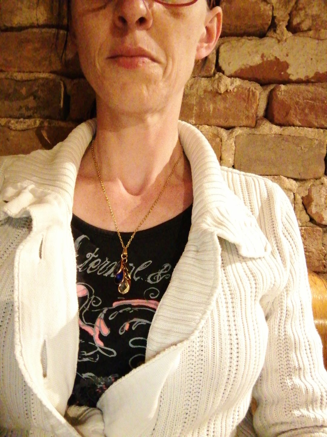Customer photo review of LOANYA personalisierte Kette mit Geburtssteinen
