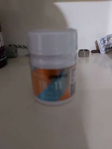 Reseña con foto de un cliente sobre YK-11