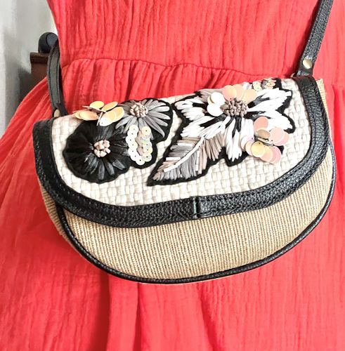 Customer photo review of Vinia Hardin Fanny Pack