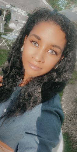 Customer photo review of Quartz Prescription Contact Lenses