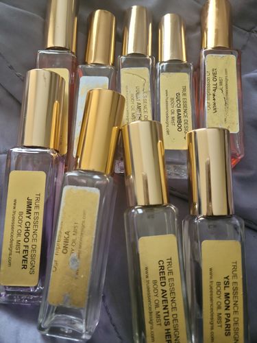 Customer photo review of Women's Body Oil Perfume Mist
