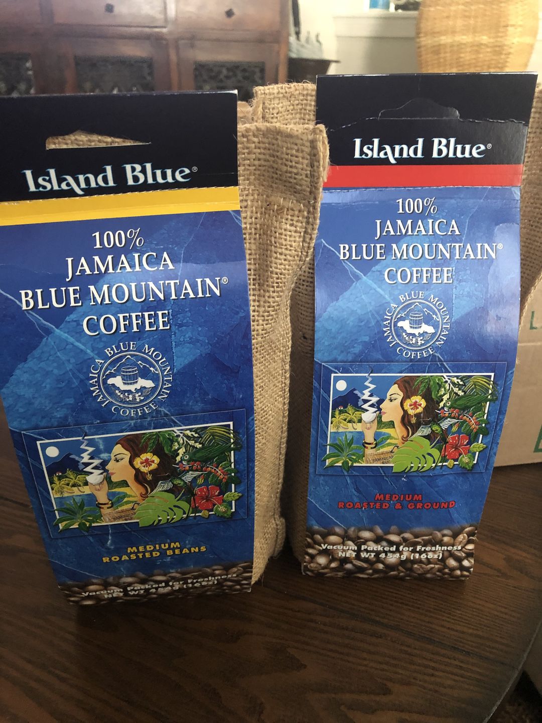 Customer photo review of Island Blue 100% Jamaica Blue Mountain Whole Beans Coffee (16 Ounces)