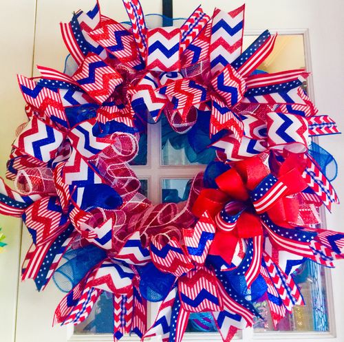 Customer photo review of 10.25"X10Yd Deluxe Wide Foil Mesh Royal Blue W/Blue Foil RE134125
