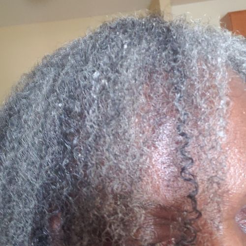 Customer photo review of Curly Hair Wash and Go System with Organic Hemp Seed Oil for Hair Growth with Watermelon Fragrance (Step 1 - 4)