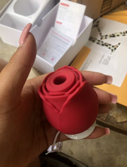 Customer photo review of Rose Suctional Vibrator