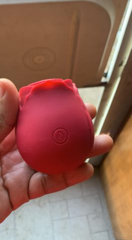 Customer photo review of Rose Suctional Vibrator