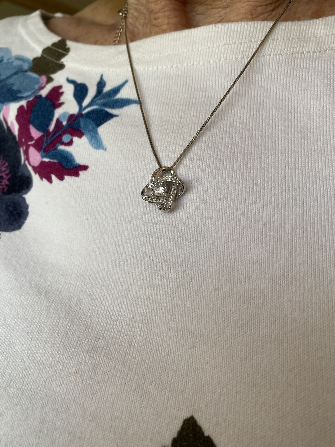 Customer photo review of "To my Wife" - Silver Love knot necklace