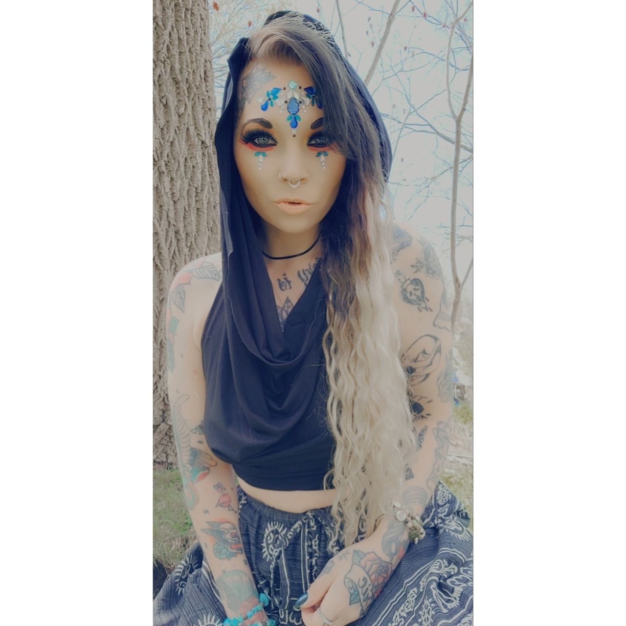 Customer photo review of Backless Hood Top Murrala Black