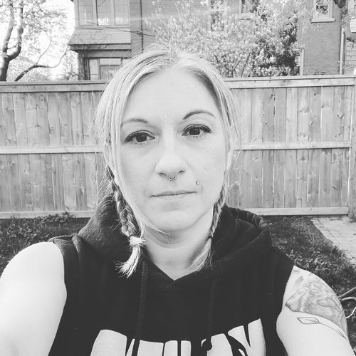 Customer photo review of UNITED SLEEVELESS HOODIE - BLACK