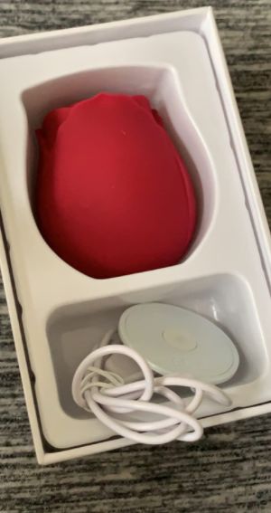 Customer photo review of Rose Suctional Vibrator