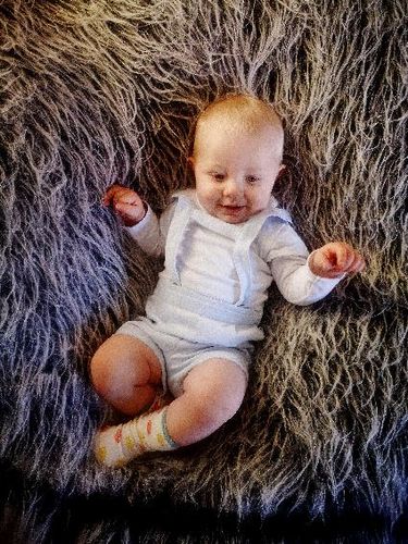 Customer photo review of The Ultimate XXL Adults Children’s Faux Fur Bean Bag With Beans Included