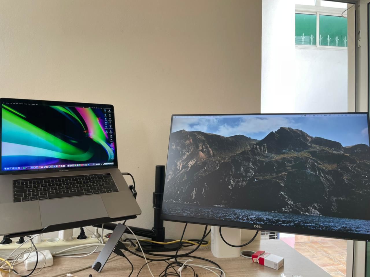 Customer photo review of Support de moniteur et ordinateur portable OPE-1