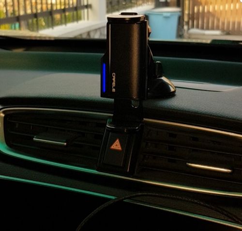 Customer photo review of Cafele Easymount Electric Car Dashboard Phone Holder