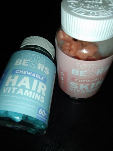 Customer photo review of Hair Vitamin Gummies