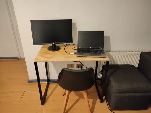 Customer photo review of Escritorio de computador MIMA 90 x 50 Negro