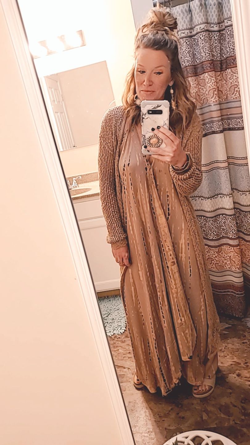 Customer photo review of Flamingo Tie Dye Dress Beige