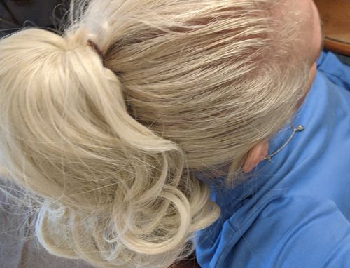 Customer photo review of JuvaBun Claw Clip Ponytail Extension 12''