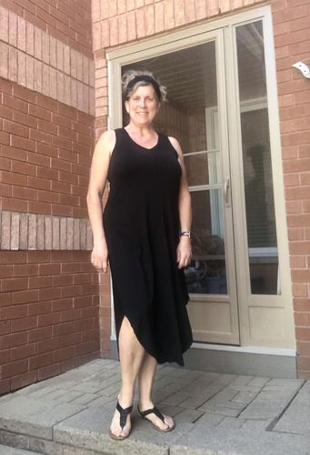Customer photo review of Z Supply Reverie Midi Dress (Black)
