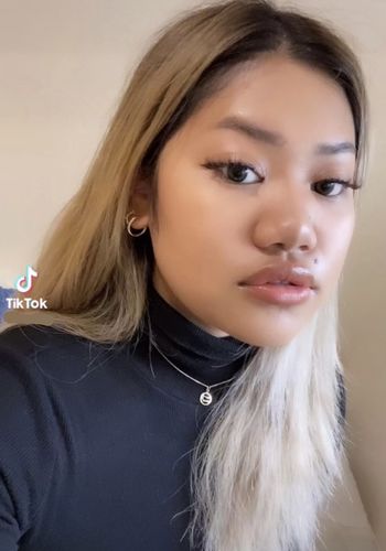 Customer photo review of Wannabe Kristin - gray